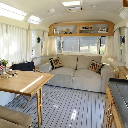 Airstream Retro Usa Caravan Earnewâld Eksteriør billede